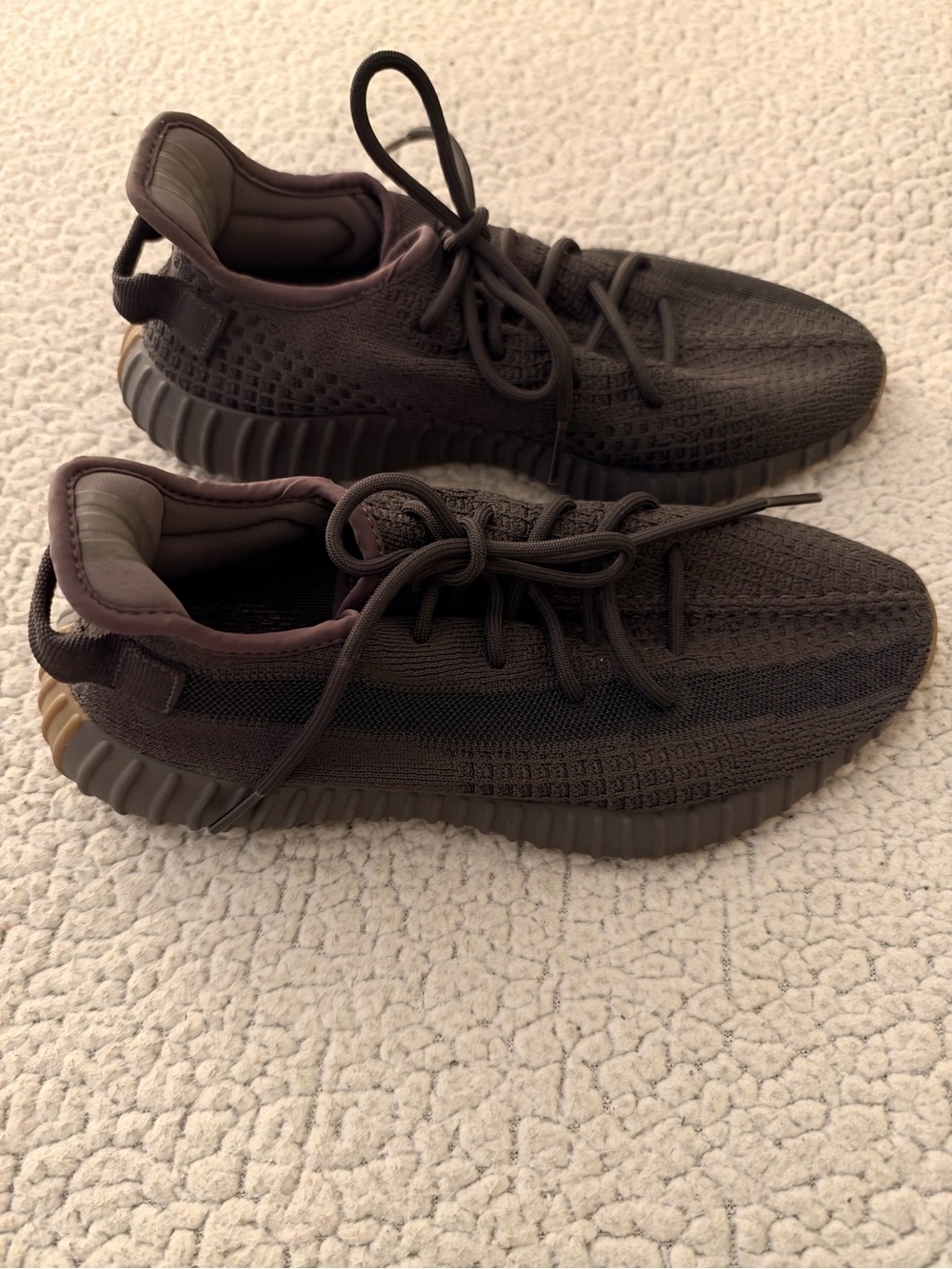 Adidas Yeezy Boost 350 V2 “Cinder” Sneakers – Men’s US 9.5